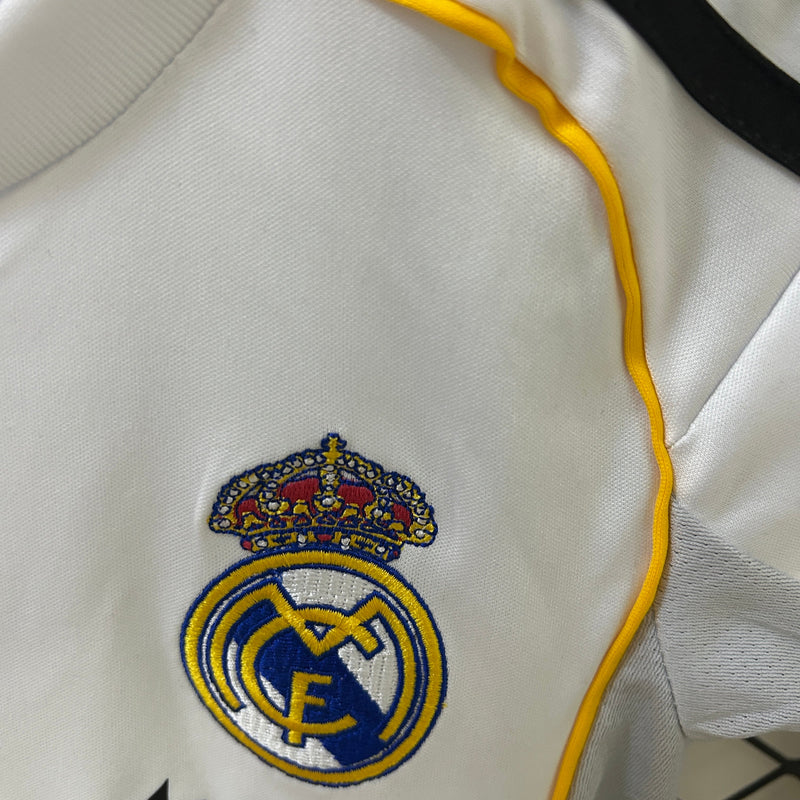 Kit Infantil Real Madrid Titular 25/26