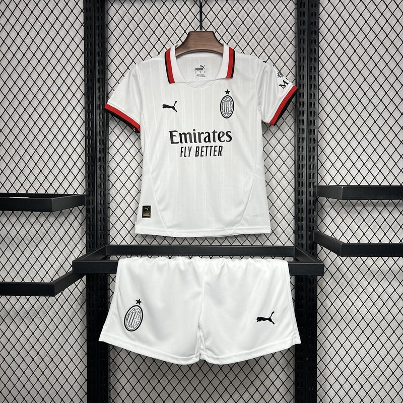 Kit Infantil Milan Reserva 24/25